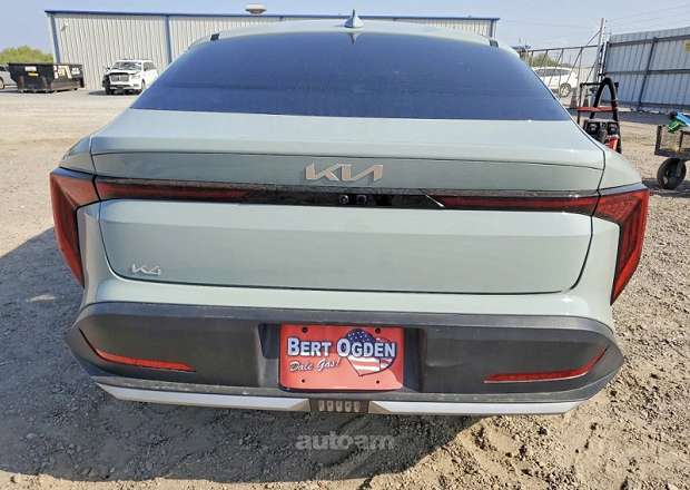 Kia K4