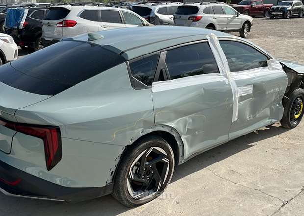 Kia K4