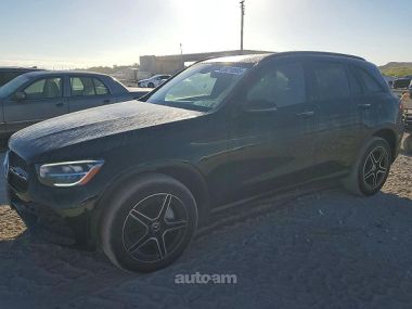 Mercedes-Benz GLC 300  2021 