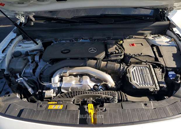 Mercedes-Benz GLB 250