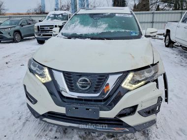 Nissan Rogue  2020 