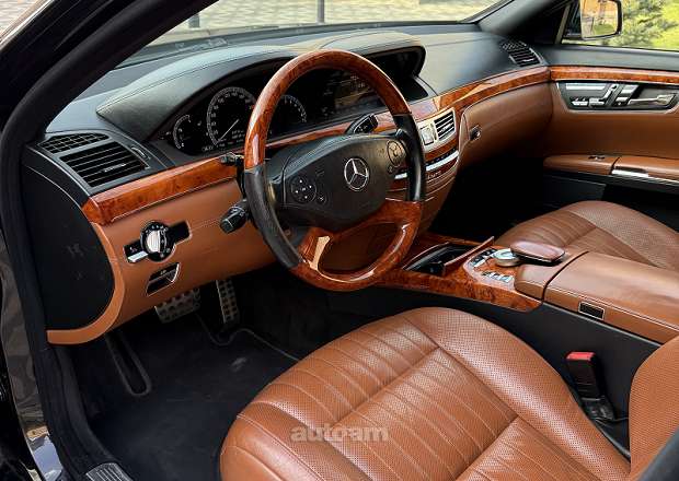 Mercedes-Benz S 500