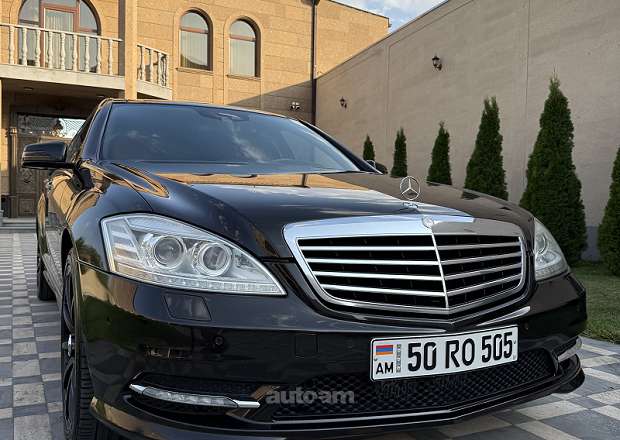 Mercedes-Benz S 500