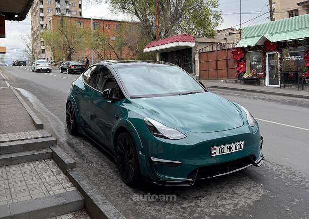 Tesla Model Y