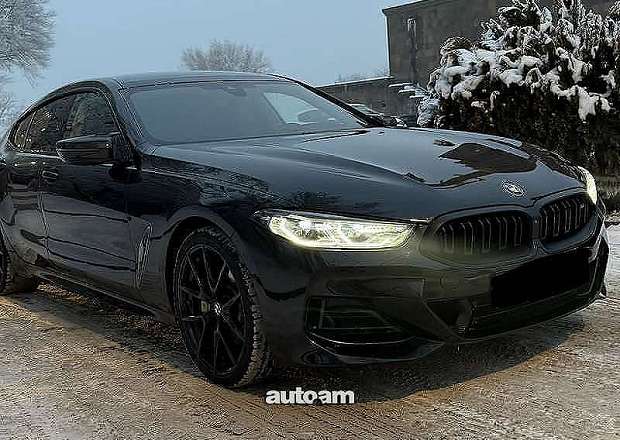 BMW 840
