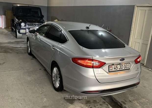 Ford Fusion