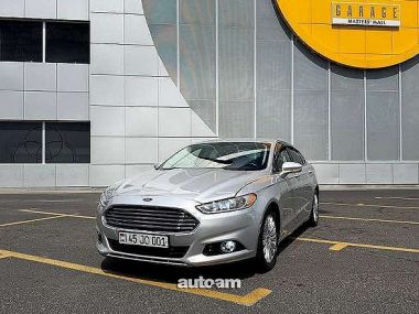 Ford Fusion  2013 