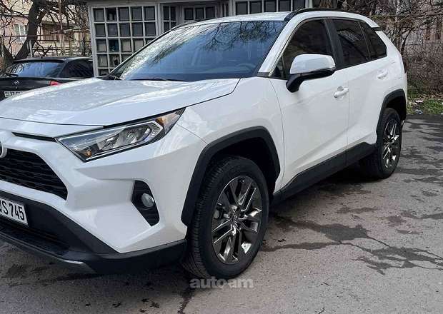 Toyota Rav 4 2021 — photo 1