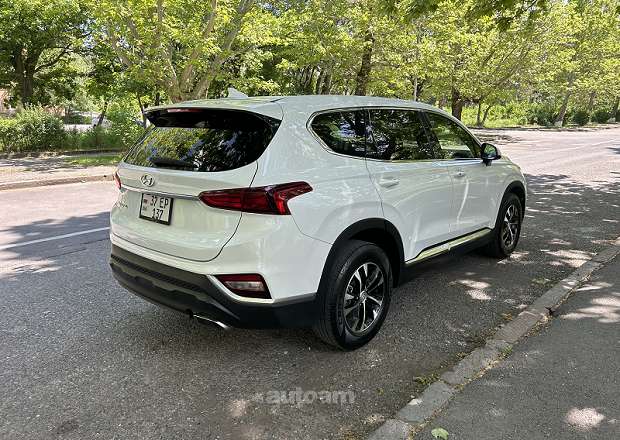 Hyundai Santa Fe