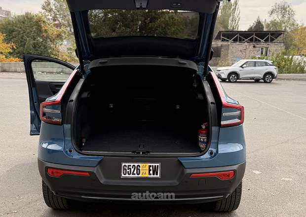 Volvo C40