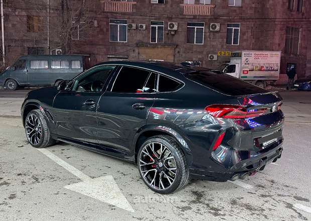 BMW X6 M