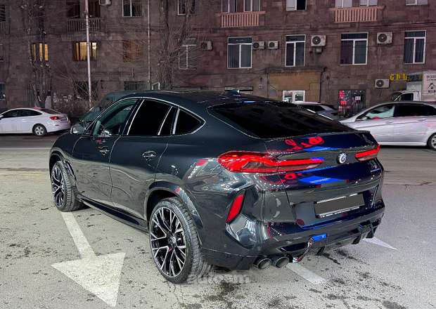 BMW X6 M