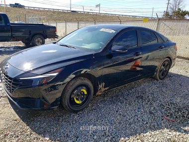 Hyundai Elantra  2023 