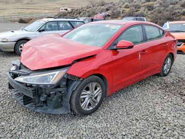 Hyundai Elantra  2020 