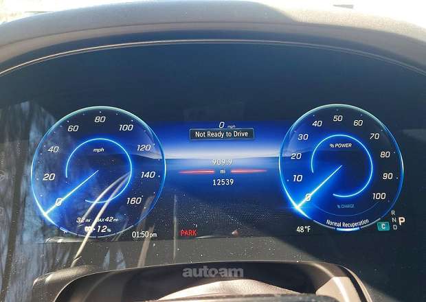 Mercedes-Benz EQS SUV