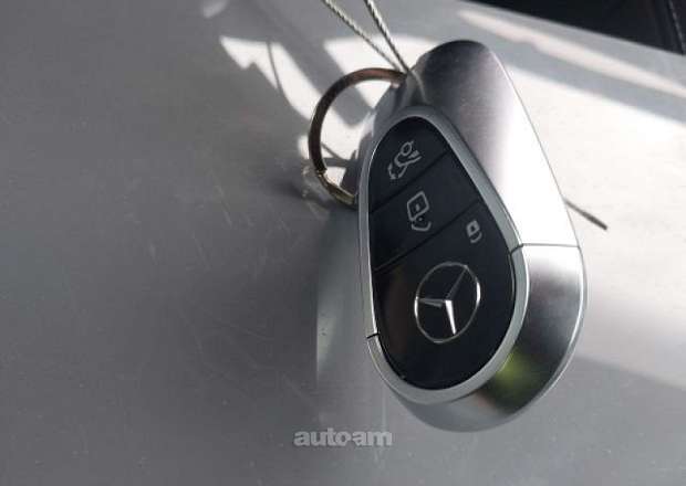 Mercedes-Benz EQS SUV