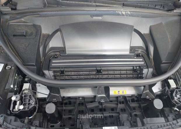 Mercedes-Benz EQS SUV