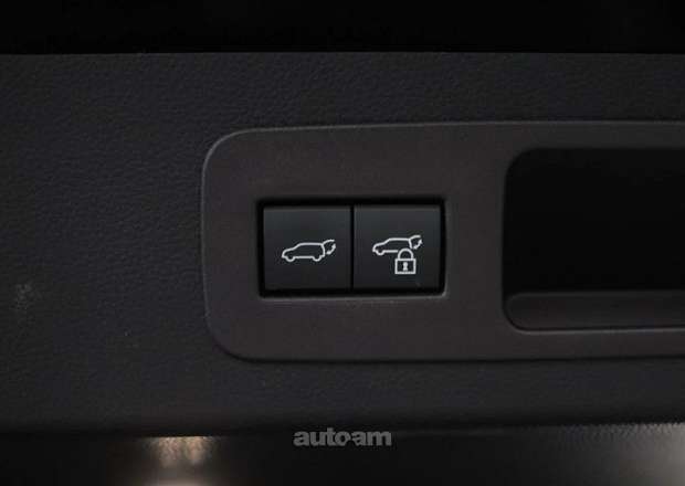 Toyota Land Cruiser 300