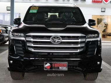 Toyota Land Cruiser 300  2026 