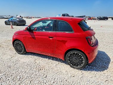 Fiat 500 2024 — миниатюра 2