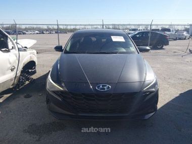 Hyundai Elantra  2023 