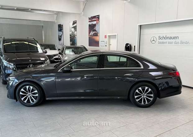 Mercedes-Benz E 220