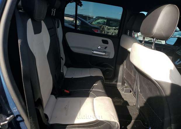 Mercedes-Benz GLB 250