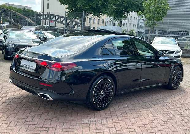 Mercedes-Benz E 200
