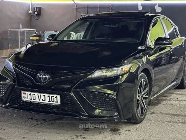 Toyota Camry  2022 