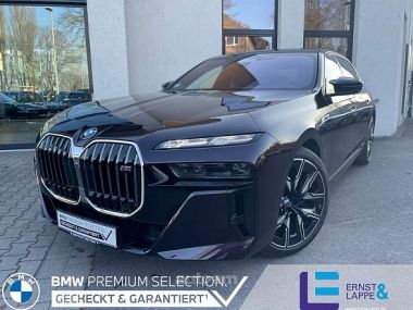 BMW i7  2025 