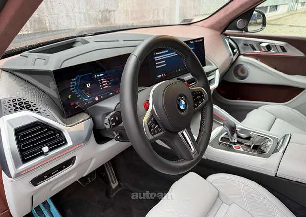 BMW XM