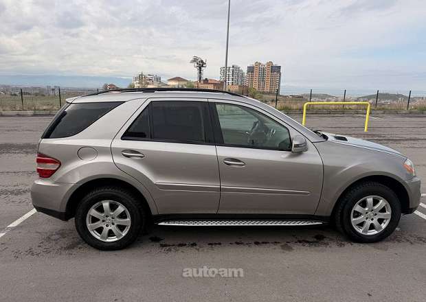 Mercedes-Benz ML 350