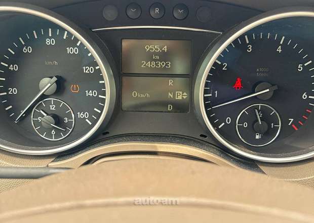 Mercedes-Benz ML 350