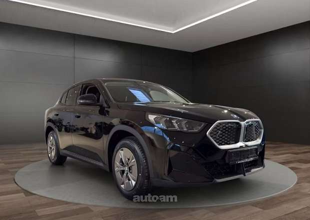 BMW IX2
