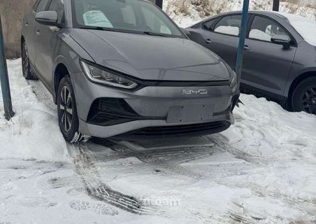 BYD e2