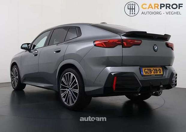 BMW IX2