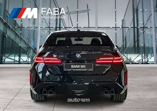 BMW M5