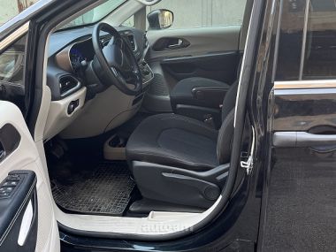 Chrysler Voyager / 2021 — миниатюра 2