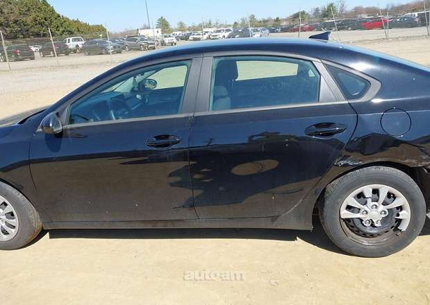 Kia Forte 2022 — լուսանկար 3