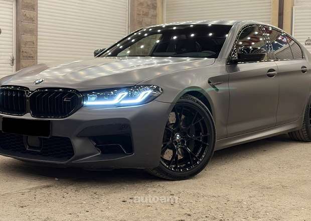 BMW M5