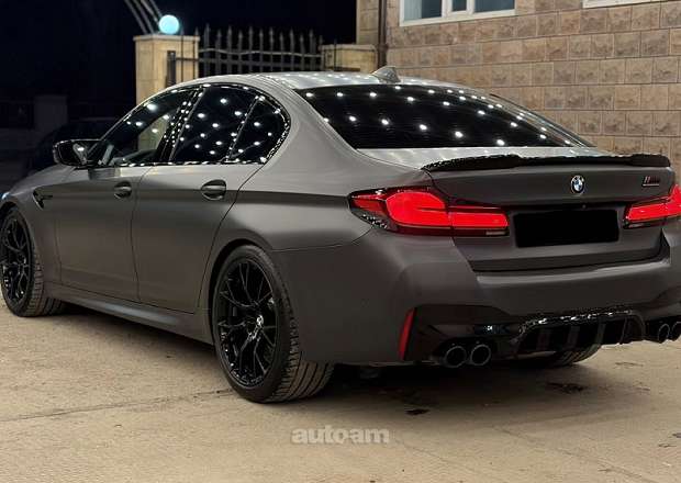 BMW M5