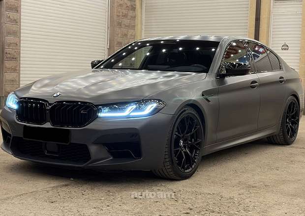 BMW M5