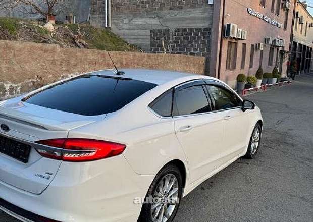 Ford Fusion