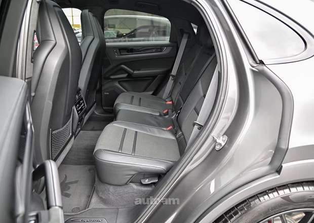 Porsche Cayenne Coupe