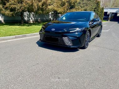 Toyota Camry  2025 