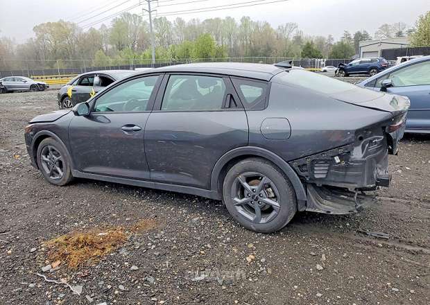 Kia K4