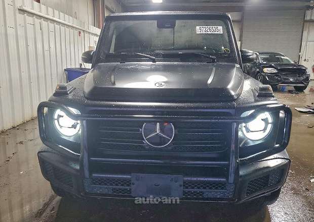 Mercedes-Benz G 550