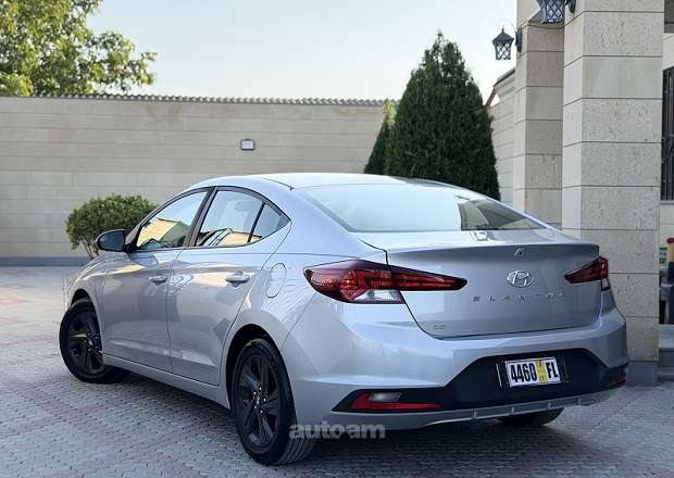 Hyundai Elantra 2020 — լուսանկար 3