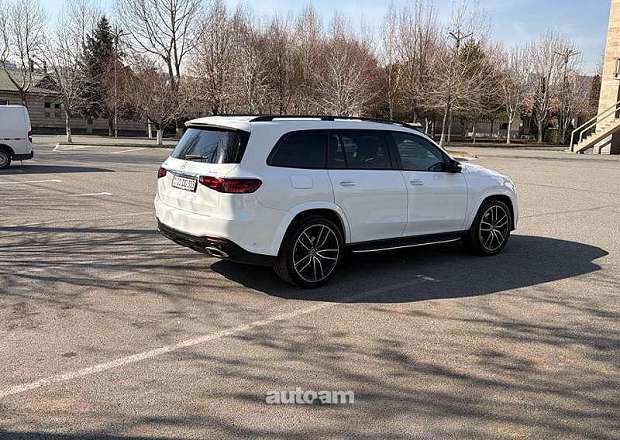 Mercedes-Benz GLS 500