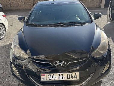 Hyundai Elantra  2013 